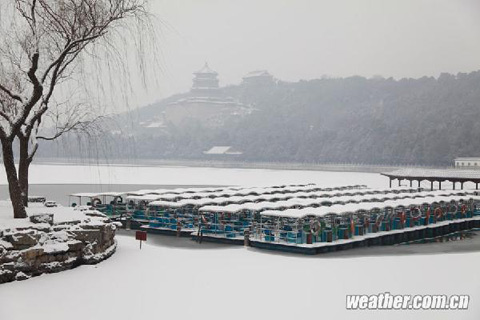 中东部气温将较常年同期偏低 南方有雨雪冰冻 