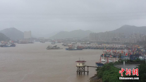“凤凰”影响减弱 北方迎大范围降雨