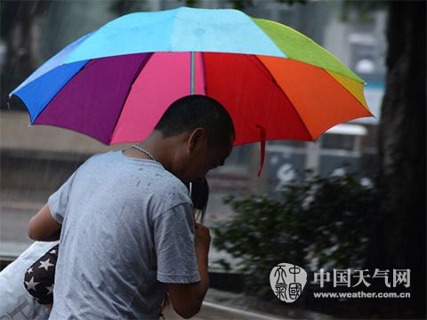 重庆天凉西瓜葡萄价格下跌 明起迎战新一轮降雨