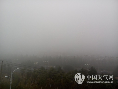 东北华北迎大风降温 贵州等地持续阴雨