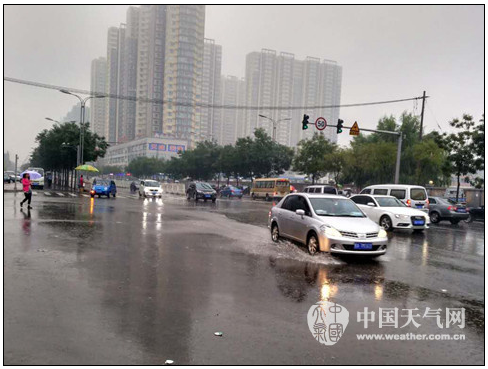 华北雨停风起凉意袭人 重庆贵州等有暴雨