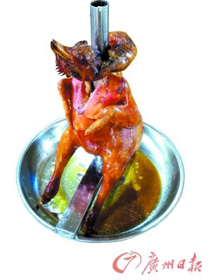 “栋企鸡”外焦内嫩。
