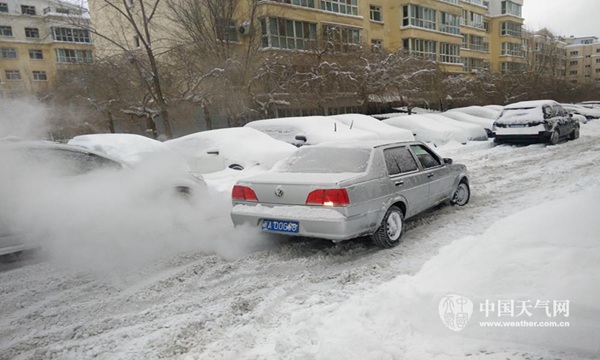 雨雪覆盖我国大部疆域 多地降温超12℃